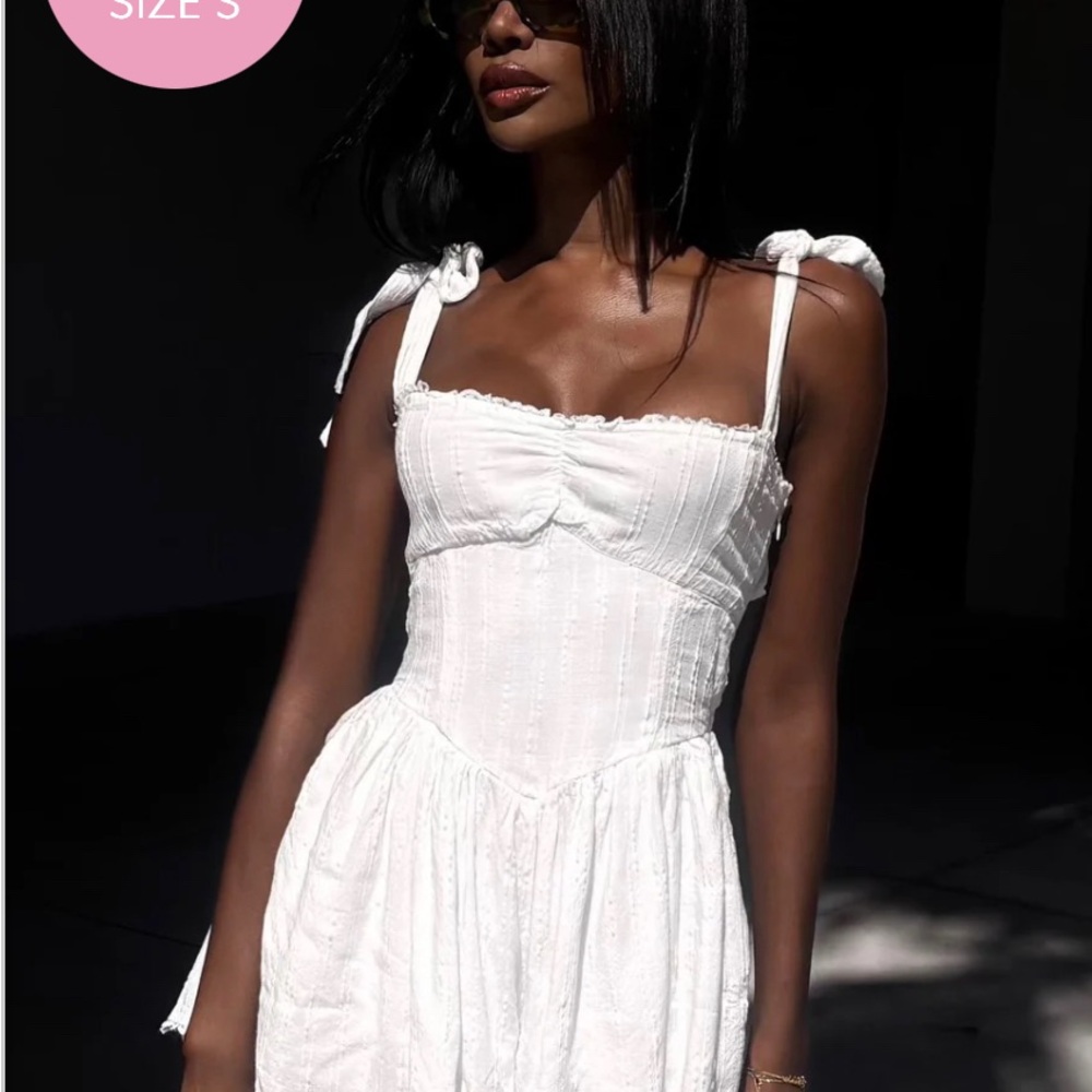 Show Me Your MuMu White Regal Romper